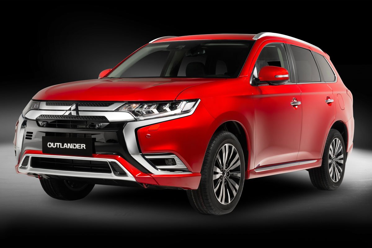 Ra mắt Mitsubishi Outlander 2022  với 14 điểm nâng cấp, giá bán không đổi