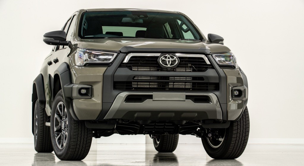toyota hilux rogue tinbanxe 2