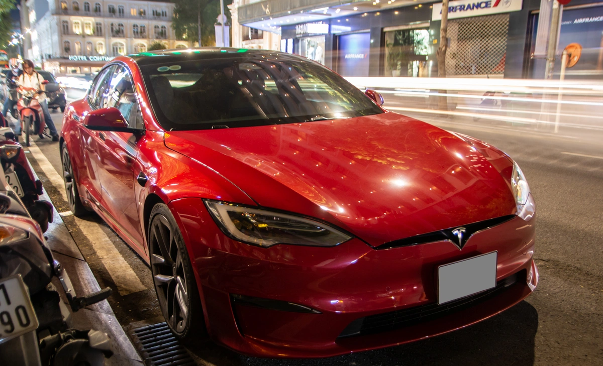 tesla model s plaid tai viet nam tinbanxe 7