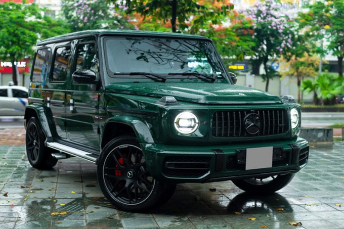 Mercedes-AMG G63 2022 sở hữu màu sơn Deep Green về Việt Nam giá gần 15 tỷ đồng