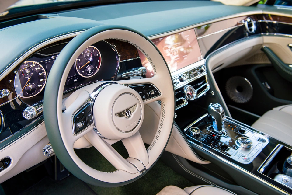 can canh bentley flying spur v8 tinbanxe 6