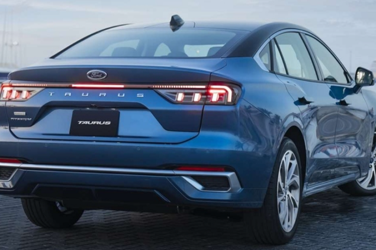 ford taurus 2023 tinbanxe 4