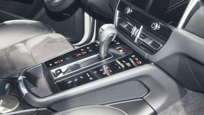 porsche macan 2022 vua ra mat tai viet nam tinbanxe 14