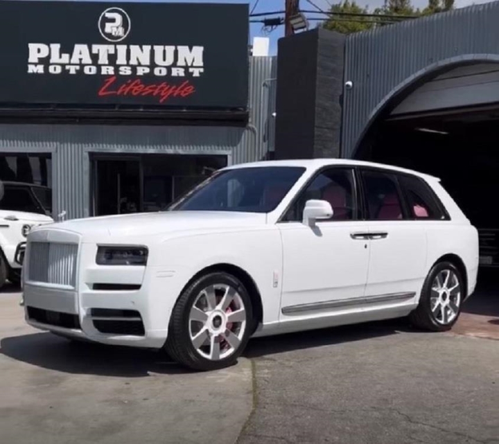 rolls royce cullinan do noi that mau hong tinbbanxe 1