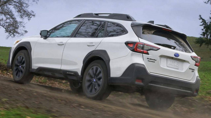 subaru outback 2023 tinbanxe 4