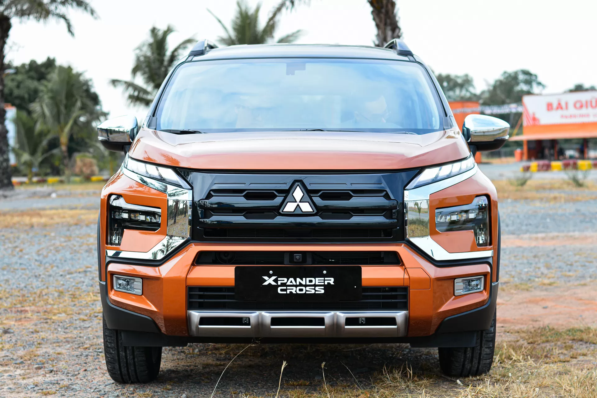 Điểm qua các nâng cấp và giá bán của Mitsubishi Xpander Cross 2023
